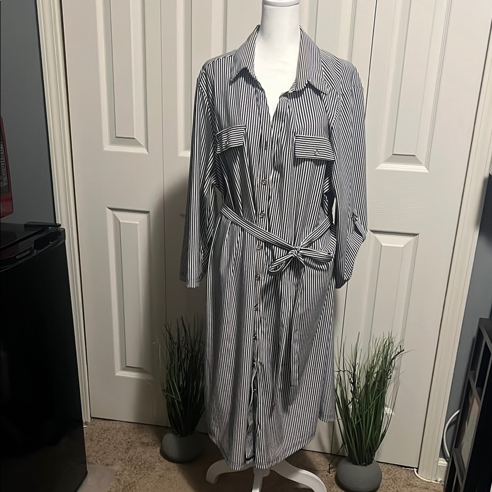 Mlle Gabrielle Gray Long Sleeve Shirt Dress - Runs Small!